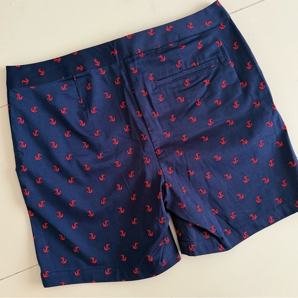 IZOD Women’s Classic Navy Blue Red Anchor Mid-Length Shorts Casual Preppy - Picture 4 of 4